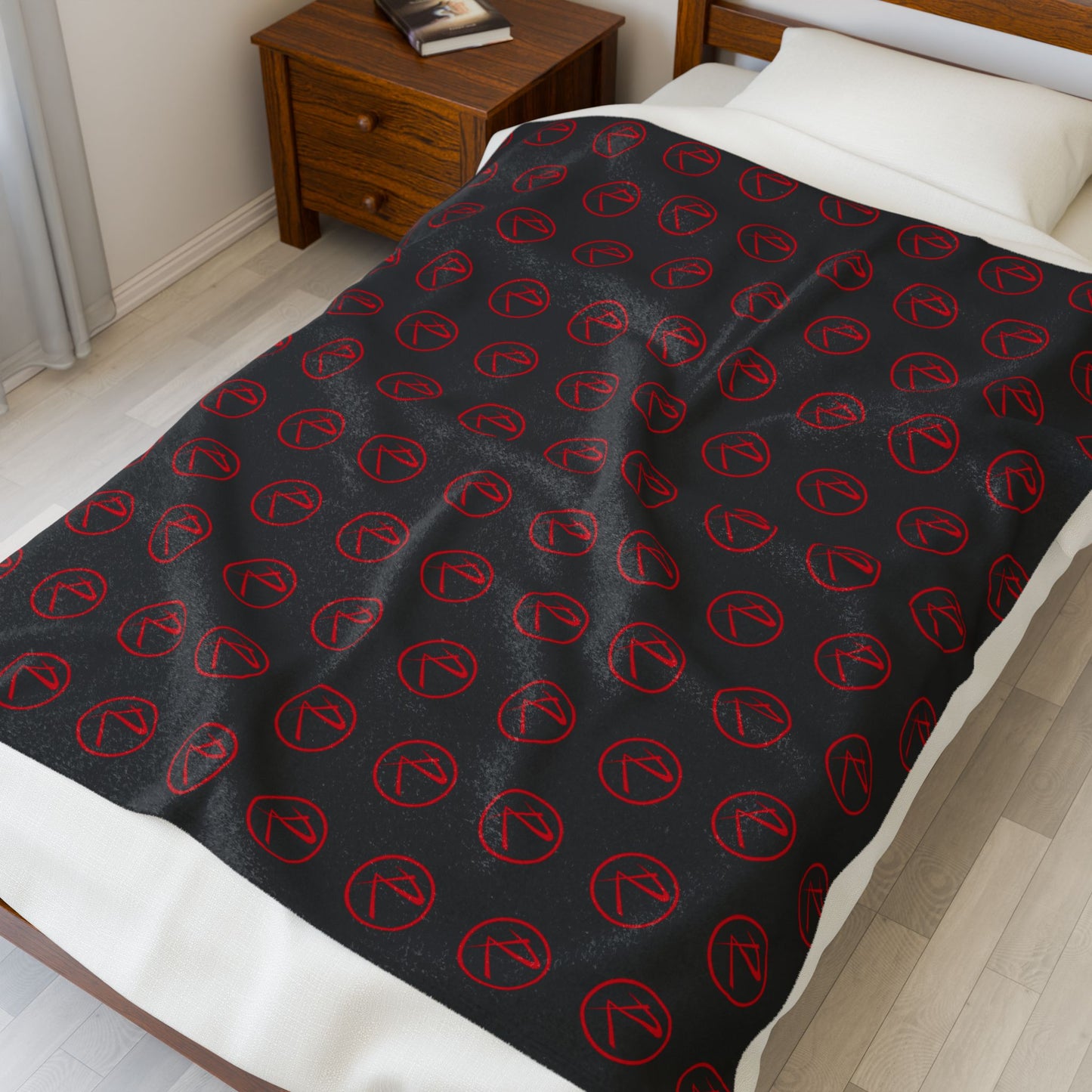 Velveteen Plush Rambler Red Logo Black Blanket