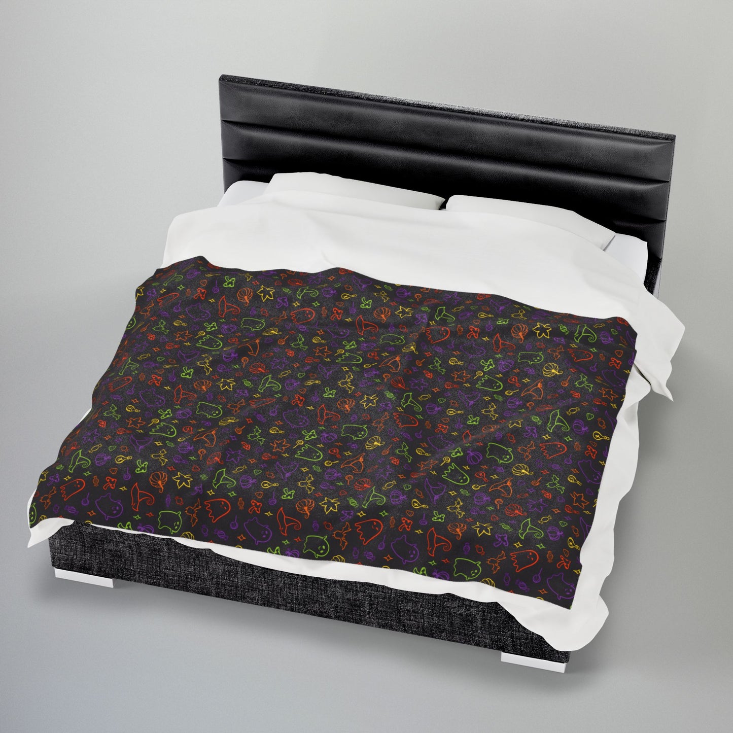 Halloween Fun Multicolor Pattern Velveteen Plush Blanket