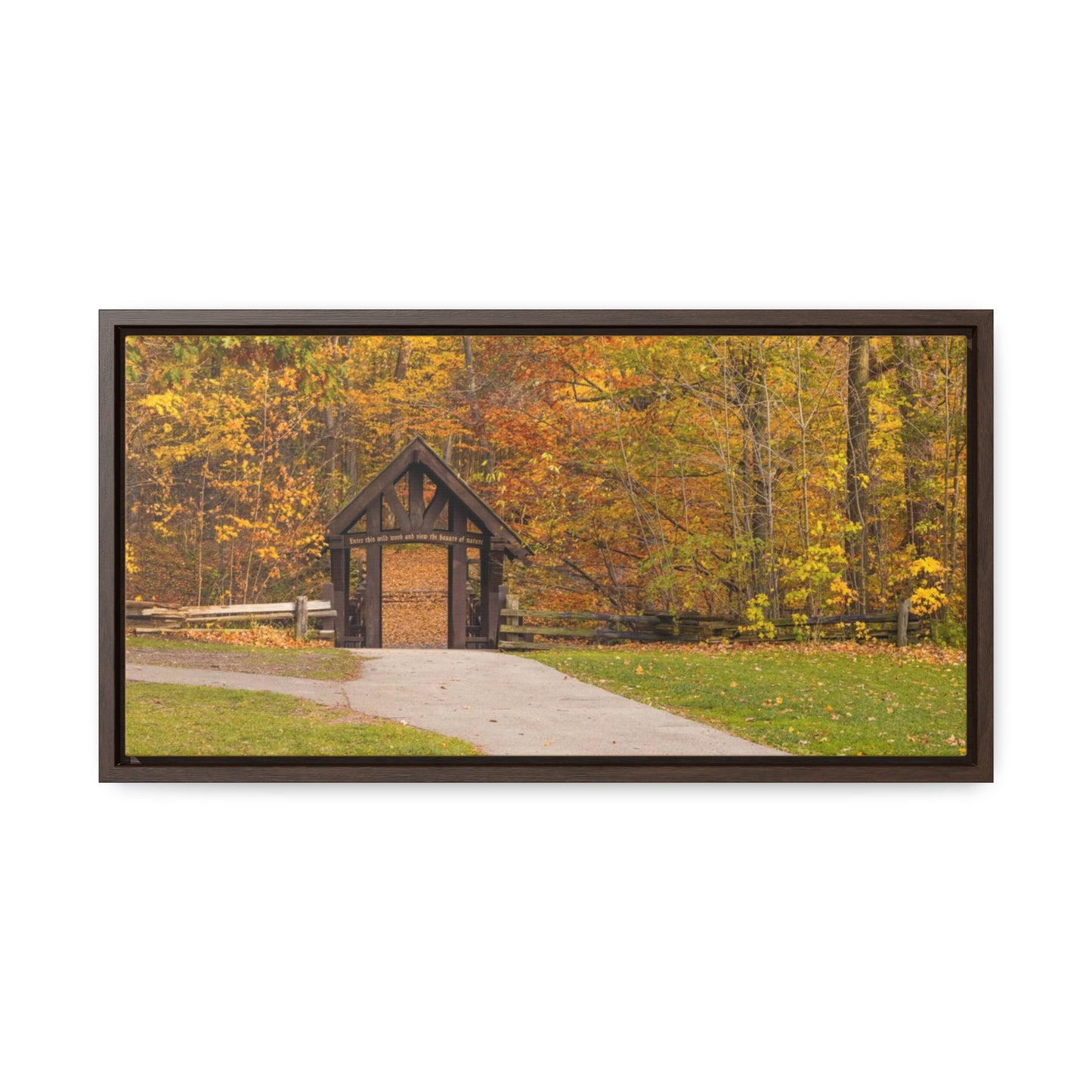 Pont couvert de Seven Bridges Trail à Grant Park dans le sud de Milwaukee Wisconsin, photographie horizontale encadrée toile Wrap Wall Art