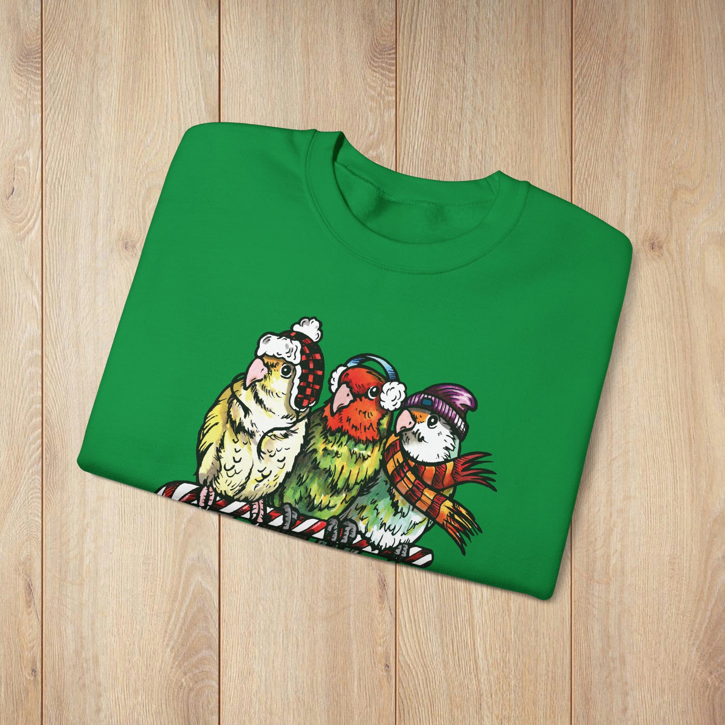 3 tourtereaux avec vêtements d’hiver et perchés sur une canne en bonbon, sweat-shirt à col rond