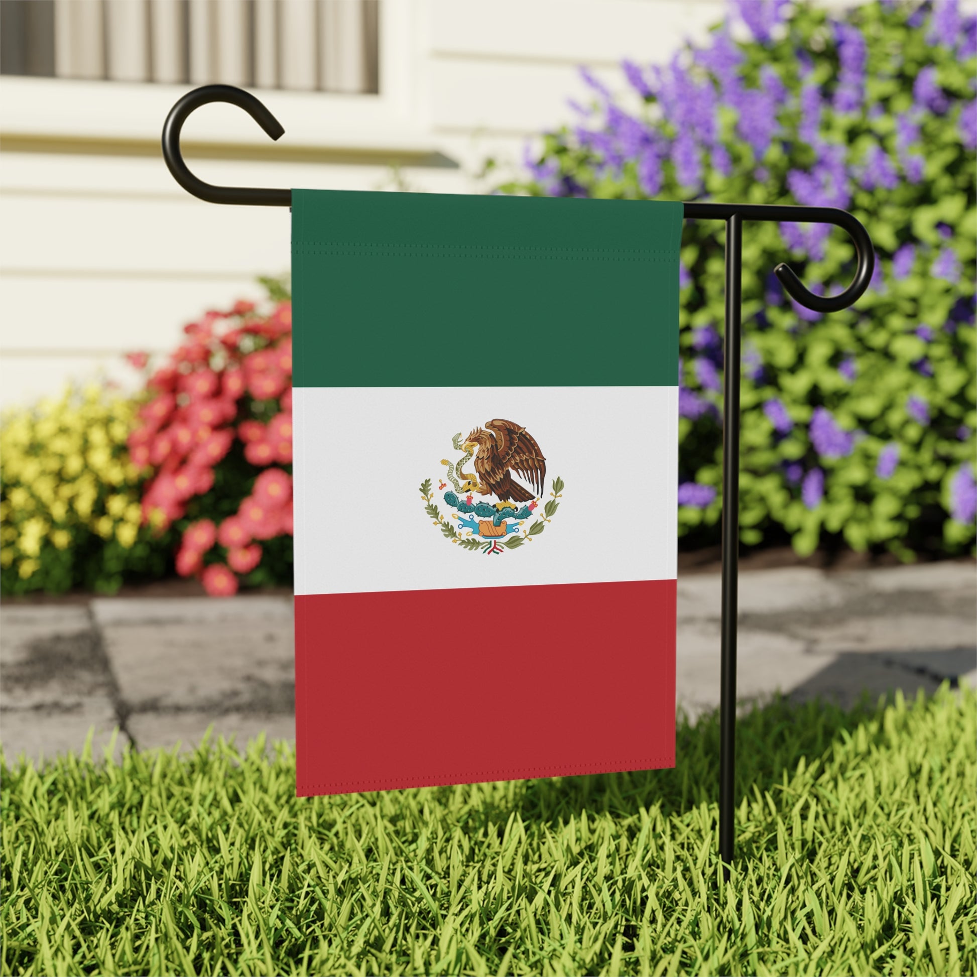 12'' × 18'' Mexico Garden Banner