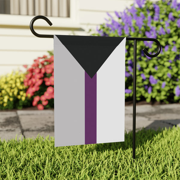 12'' × 18'' Demisexual Pride Garden Banner