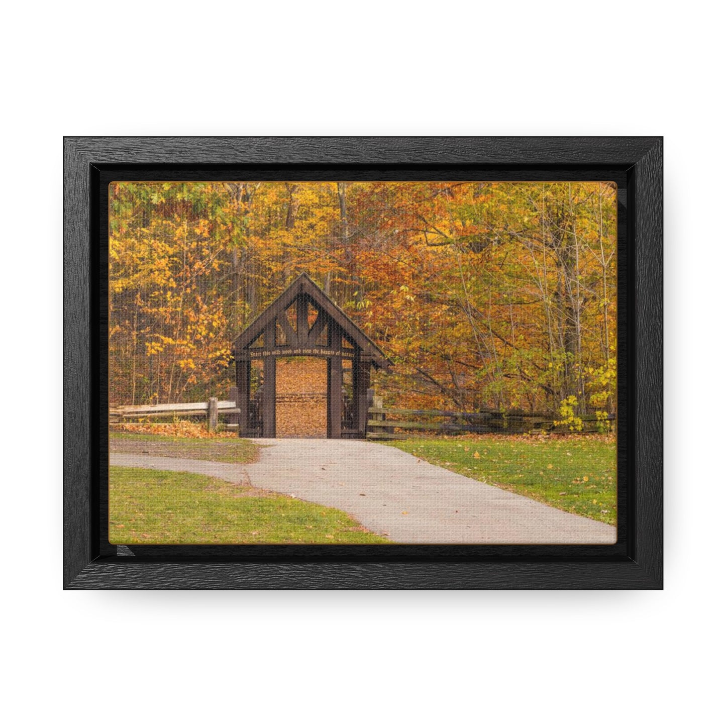 Pont couvert de Seven Bridges Trail à Grant Park dans le sud de Milwaukee Wisconsin, photographie horizontale encadrée toile Wrap Wall Art
