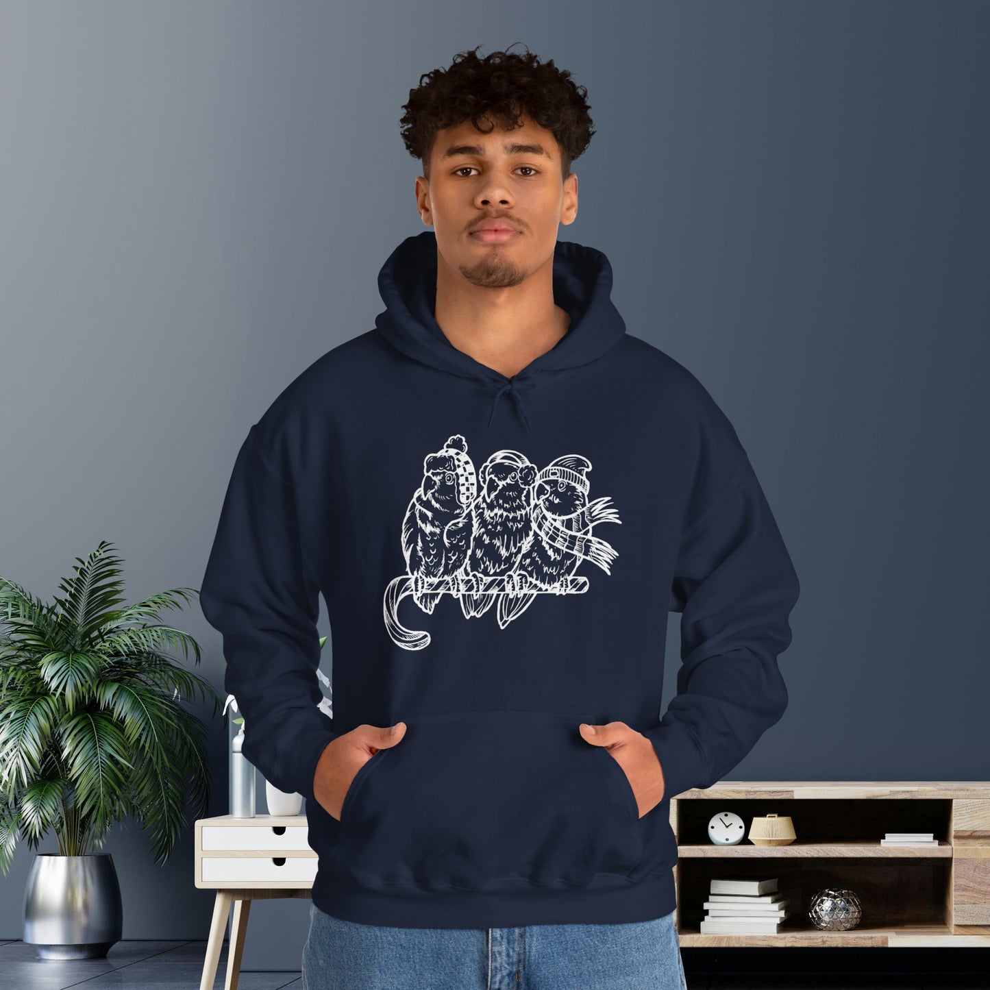 3 tourtereaux avec vêtements d'hiver et perchés sur une canne en bonbon, sweat à capuche Line Art