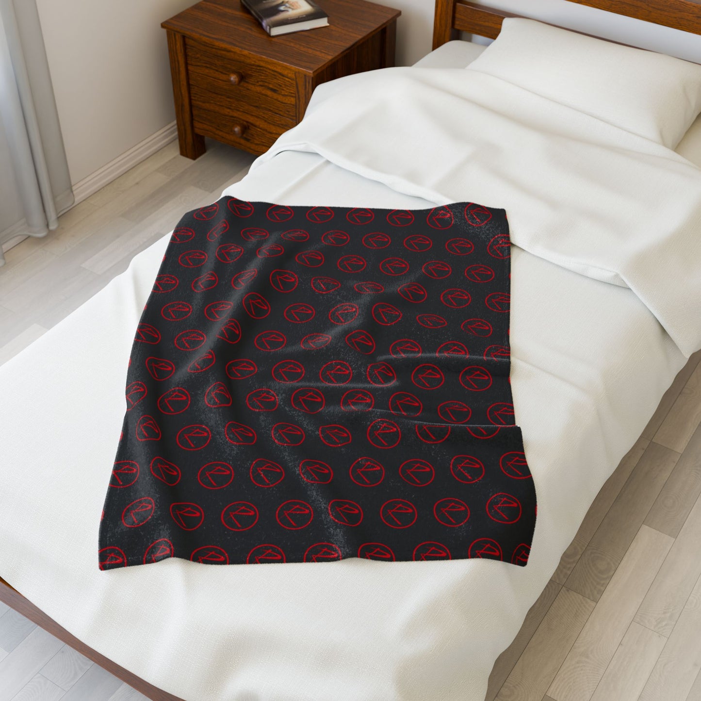 Velveteen Plush Rambler Red Logo Black Blanket