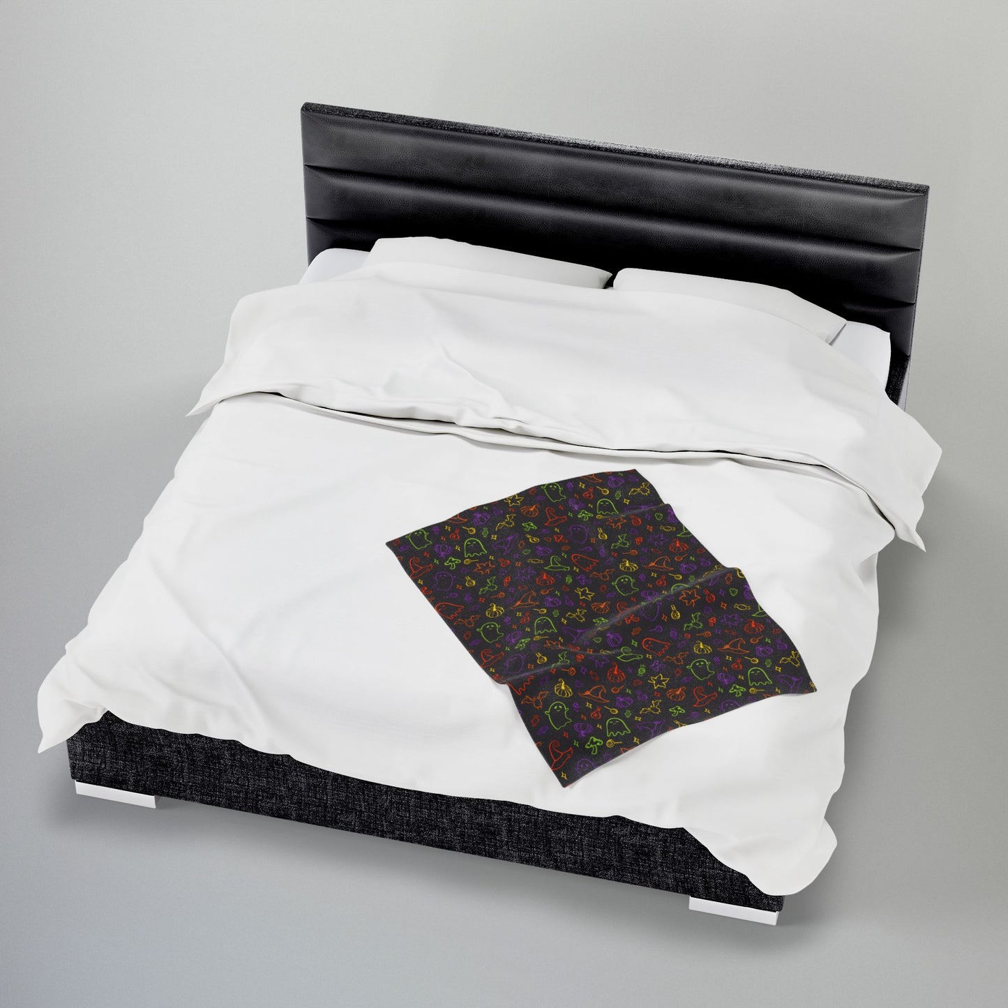 Halloween Fun Multicolor Pattern Velveteen Plush Blanket