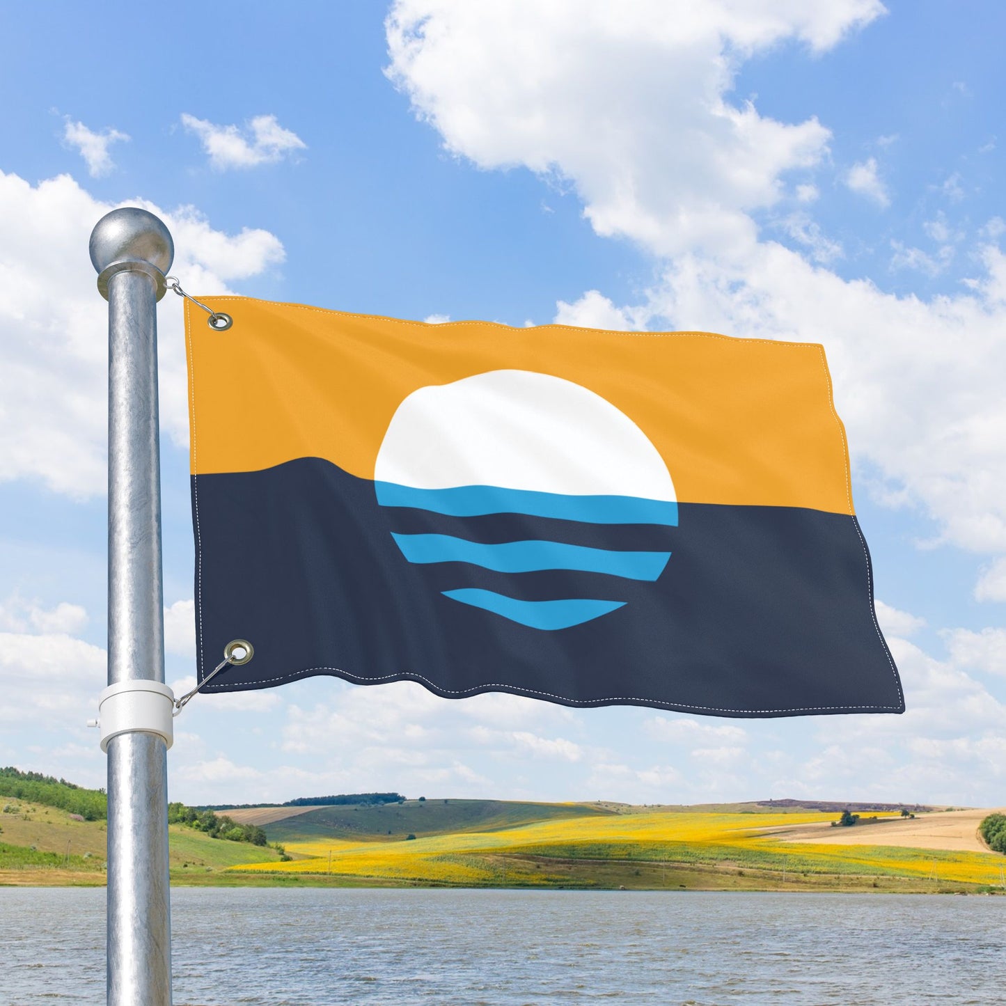 WI - People’s Flag of Milwaukee Wisconsin Flag with Grommets