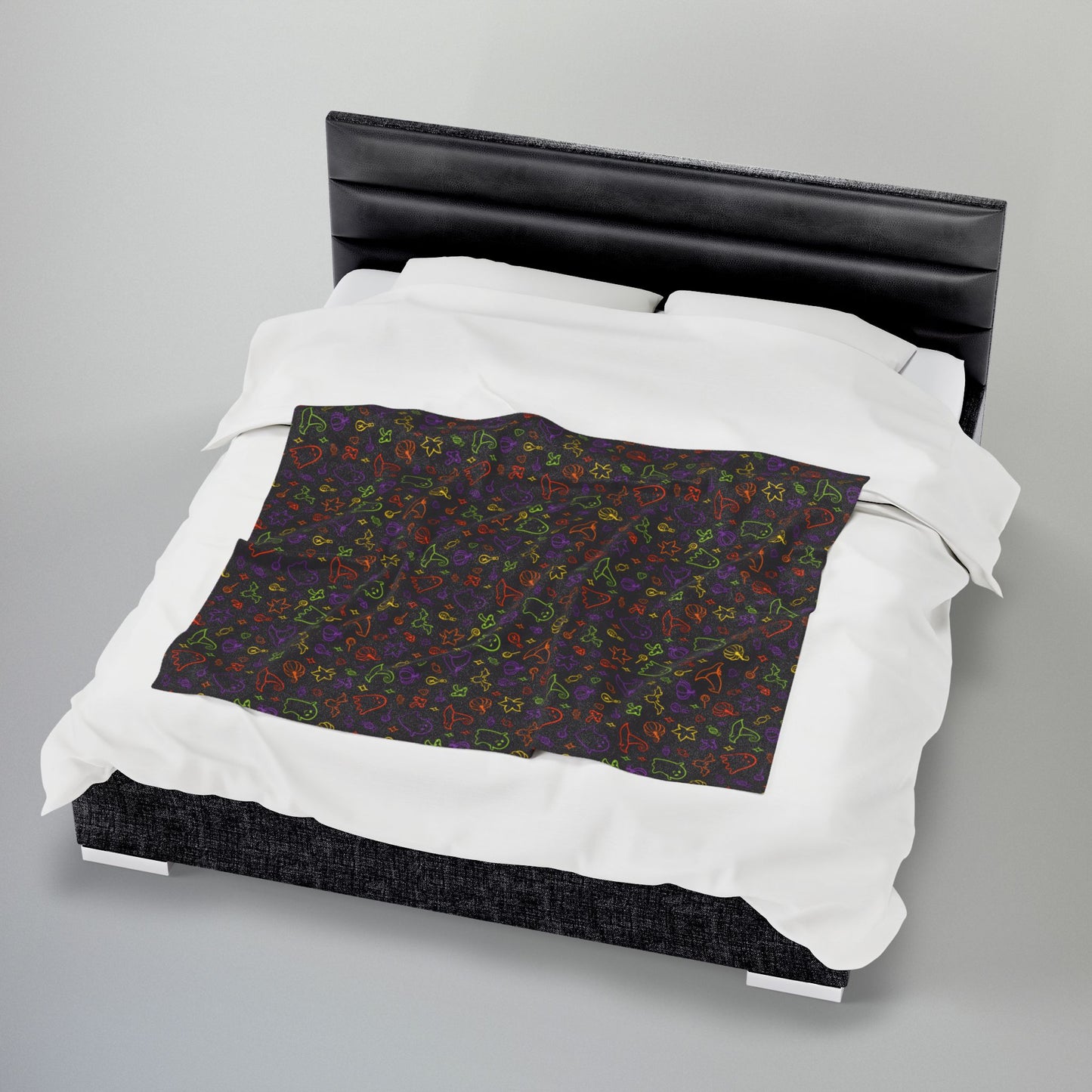 Halloween Fun Multicolor Pattern Velveteen Plush Blanket