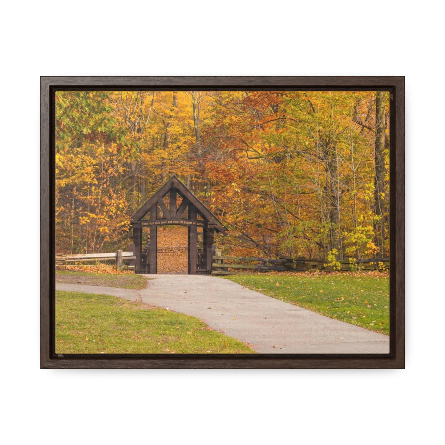 Pont couvert de Seven Bridges Trail à Grant Park dans le sud de Milwaukee Wisconsin, photographie horizontale encadrée toile Wrap Wall Art