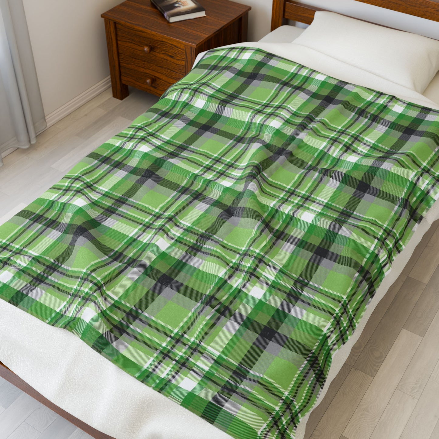 Aromantic Pride Plaid Velveteen Plush Blanket