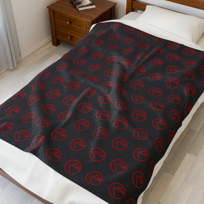 Velveteen Plush Rambler Red Logo Black Blanket