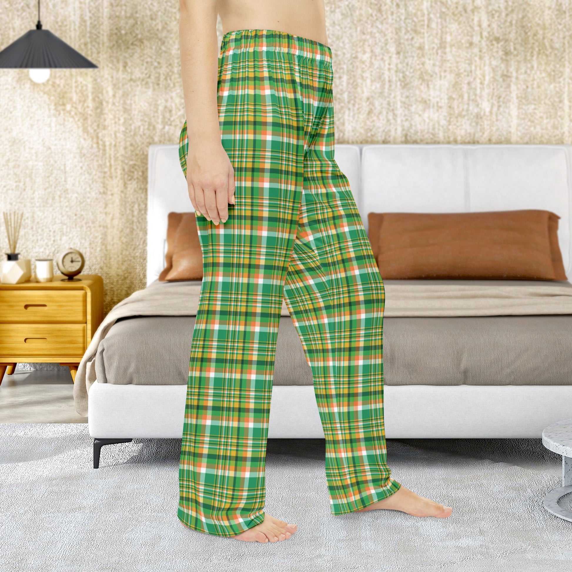 St. Patrick’s Day Plaid Women’s Lounge Pants
