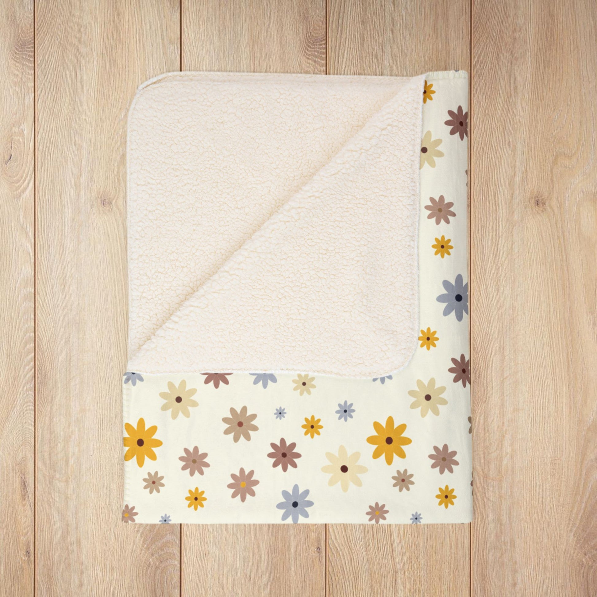 Cream Daisies Fleece Sherpa Blanket