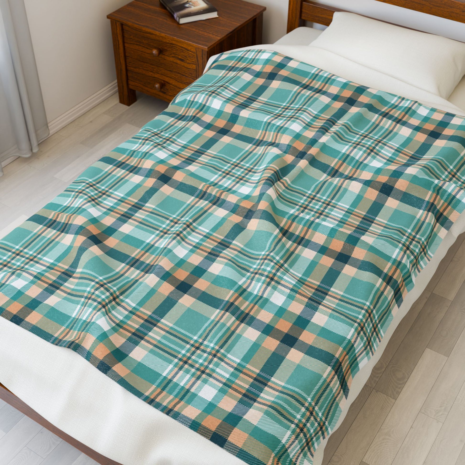 Coastal Shores Plaid Velveteen Plush Blanket