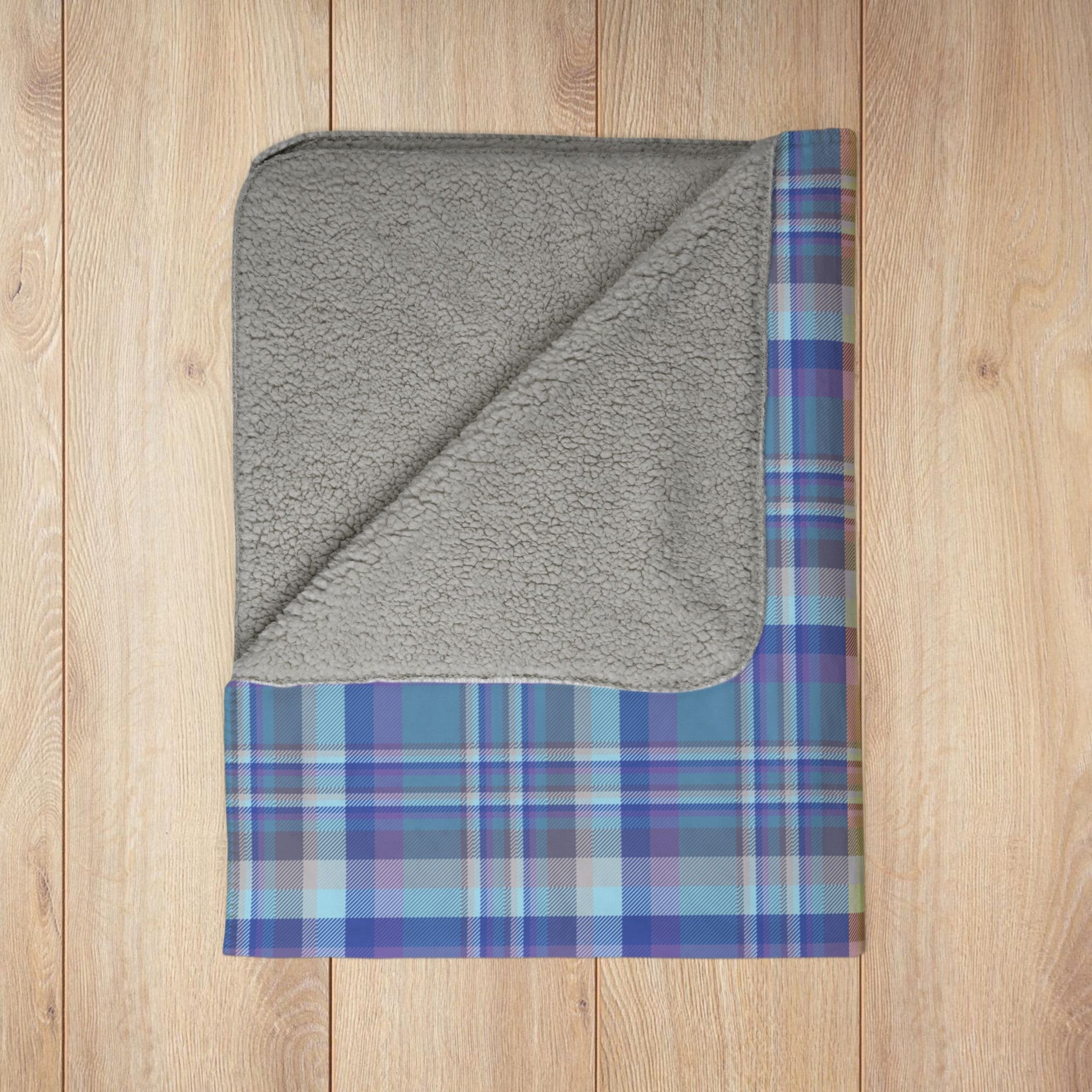 Half Red, Half Blue Orlando FL Plaid Fleece Sherpa Blanket