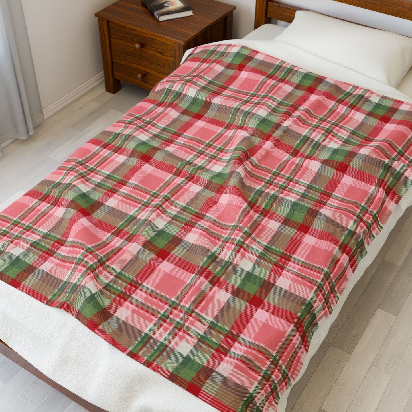 Christmas Pink & Red Plaid Velveteen Plush Blanket