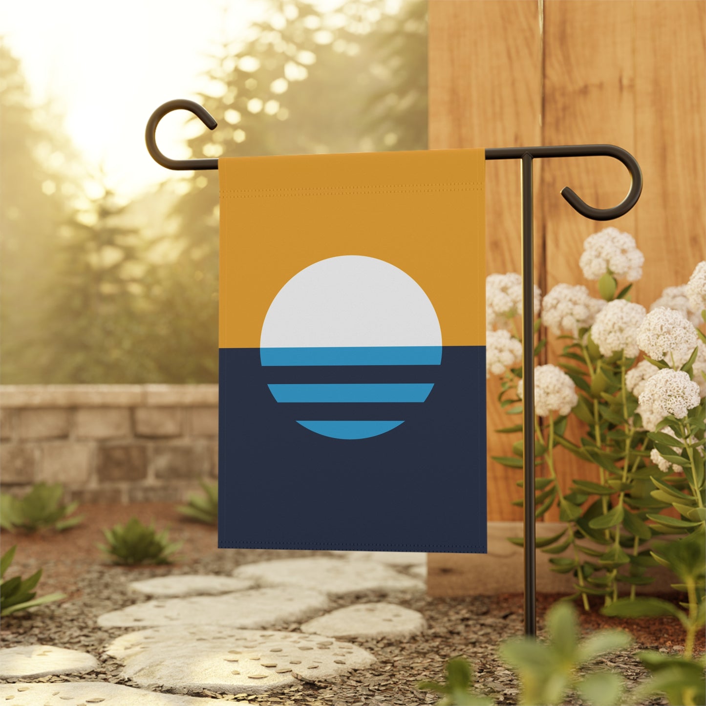 24.5'' × 32'' WI - People’s Flag of Milwaukee, Wisconsin Garden Banner