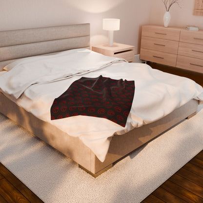 Velveteen Plush Rambler Red Logo Black Blanket