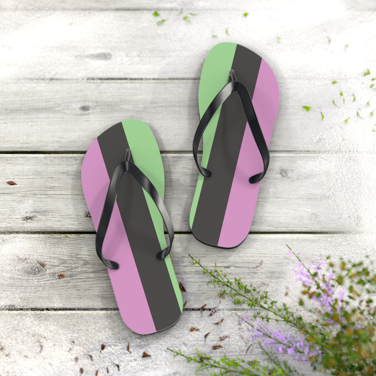 L Black sole Desinoromantic Pride Flip Flops