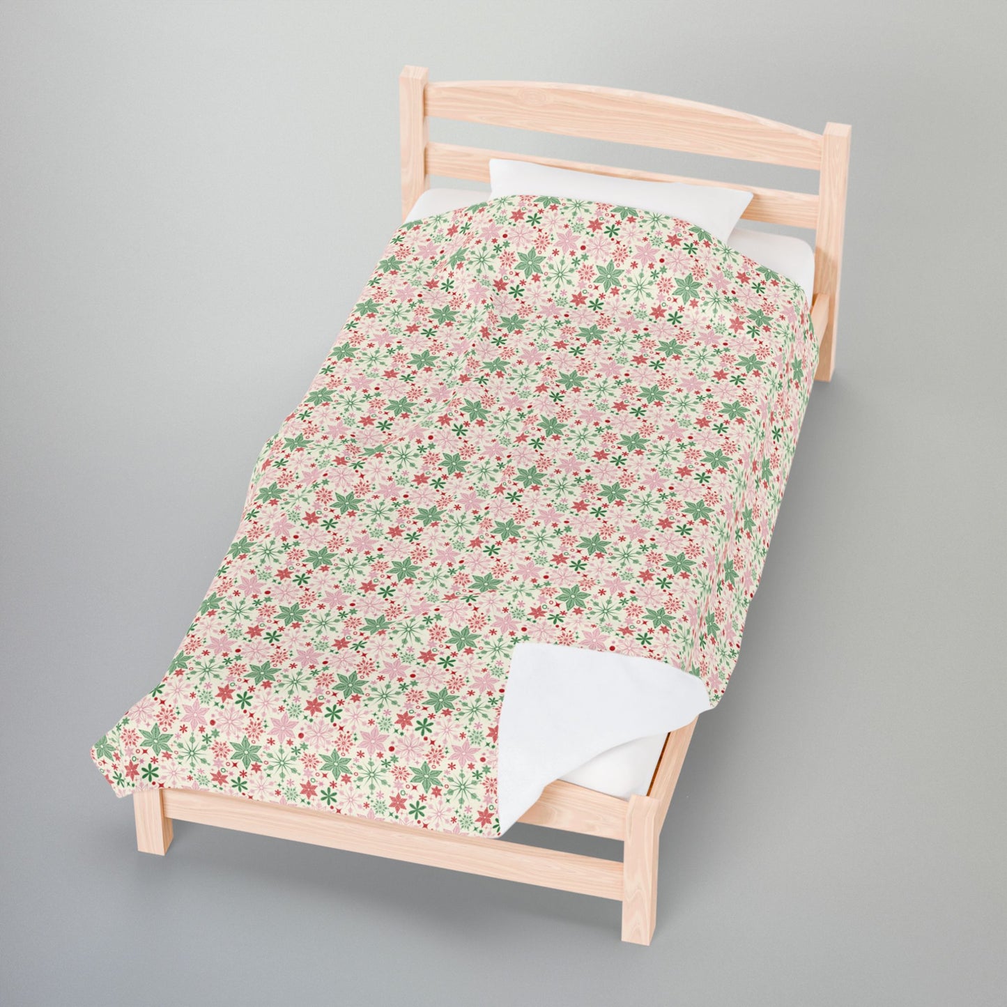 Christmas Pink Snowflake Velveteen Plush Blanket