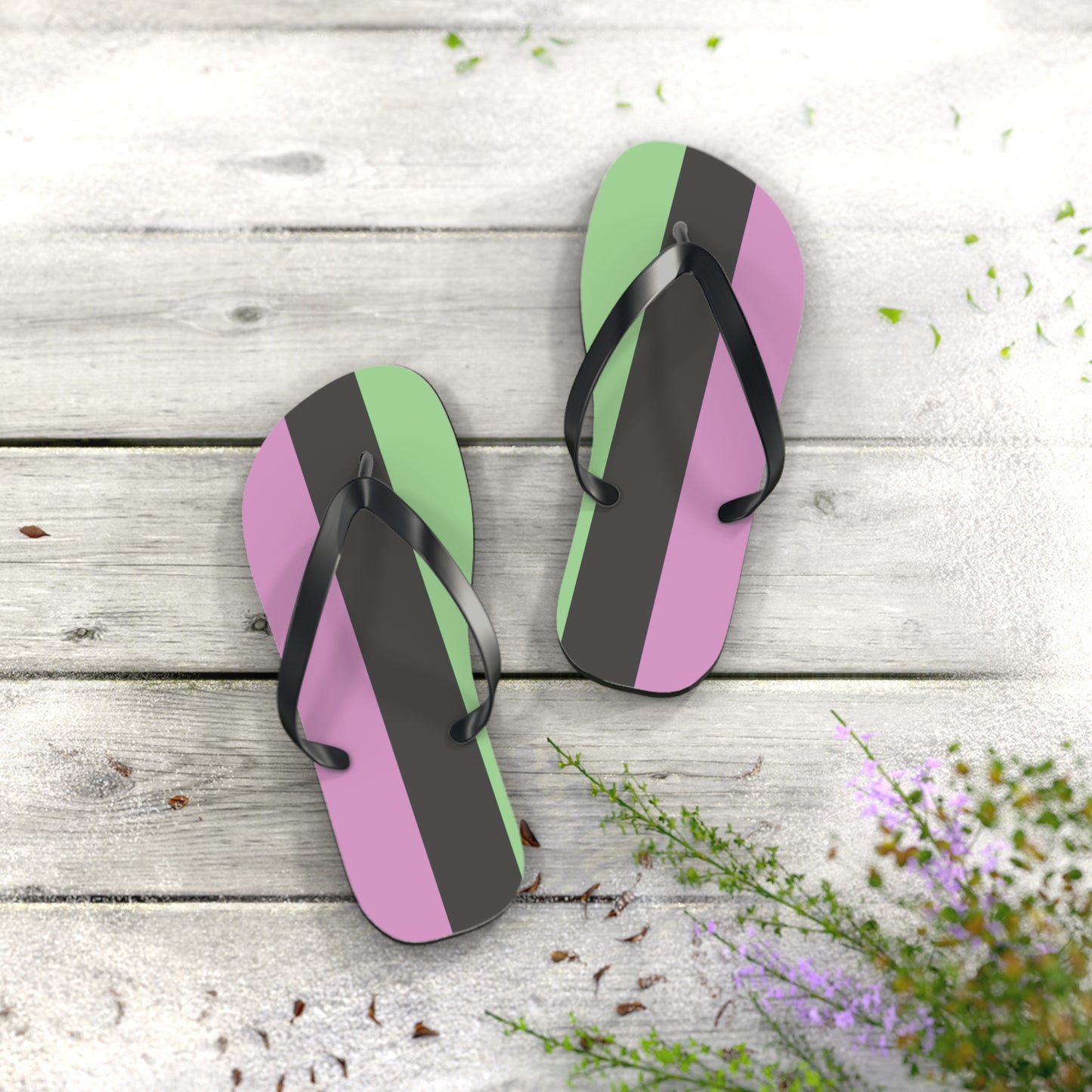 M Black sole Desinoromantic Pride Flip Flops