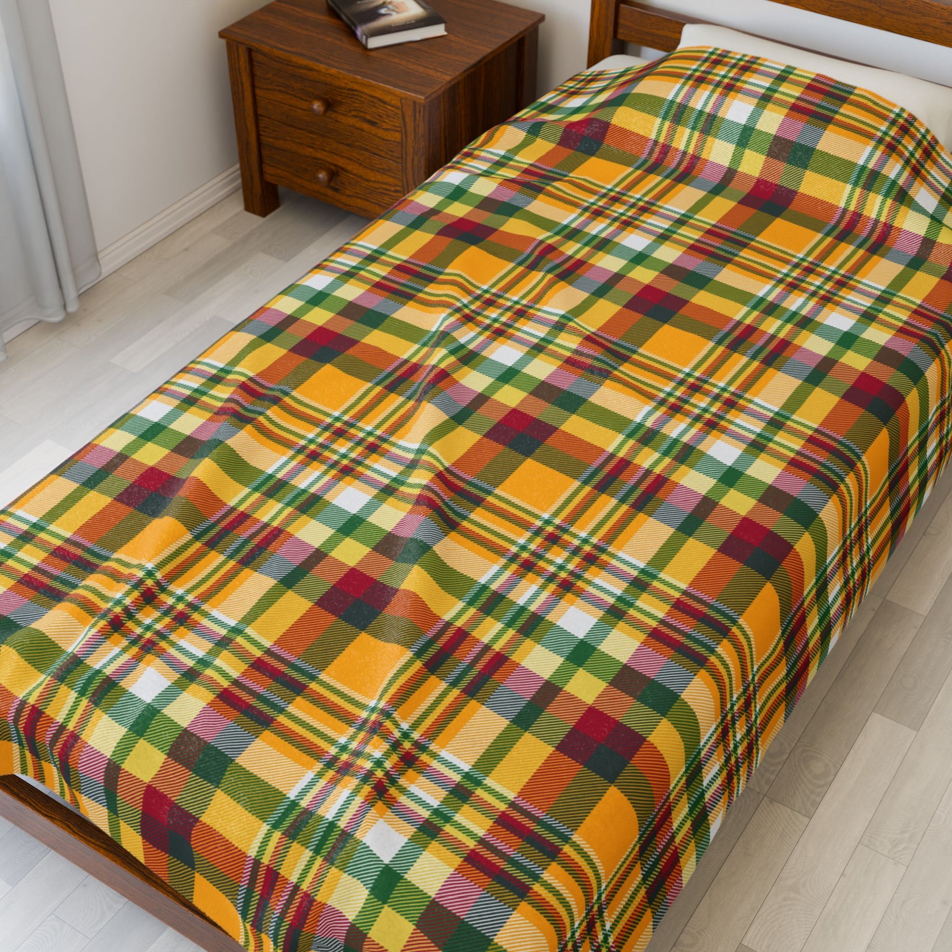 Christmas Green & Gold Green Bay WI Plaid Velveteen Plush Blanket