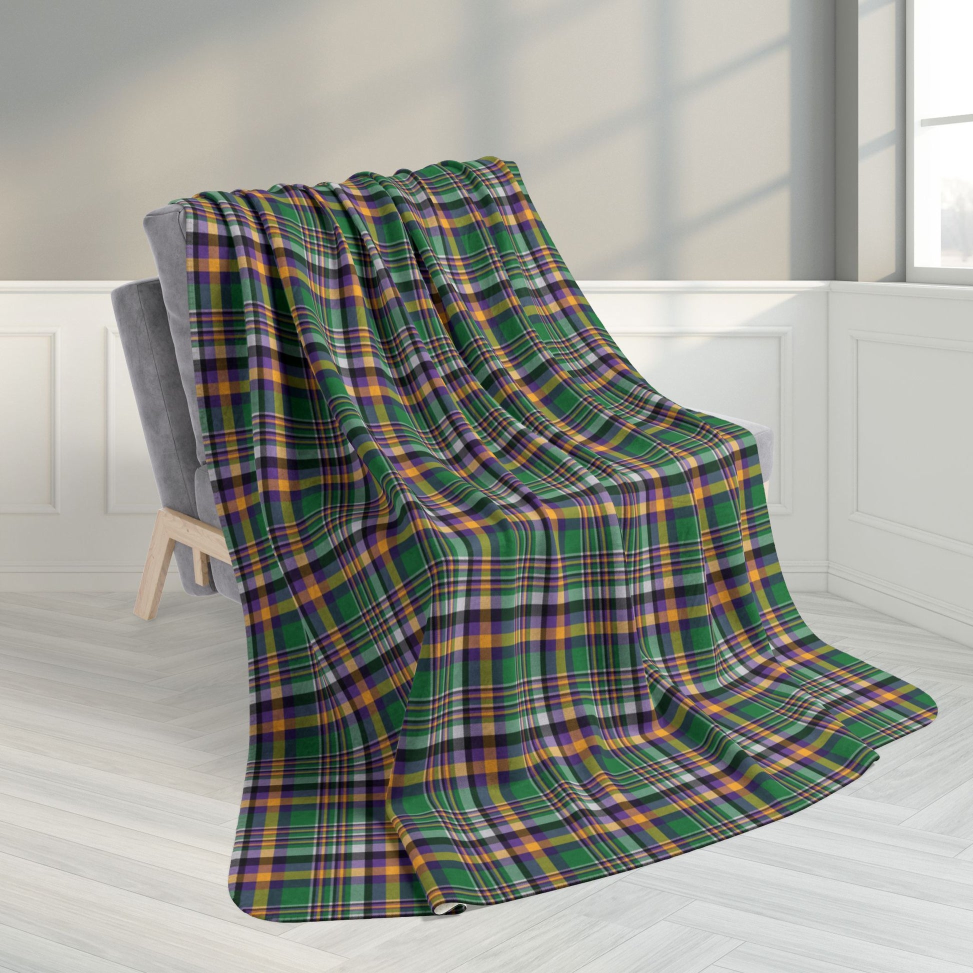60" × 80" Mardi Gras Green Plaid Fleece Sherpa Blanket