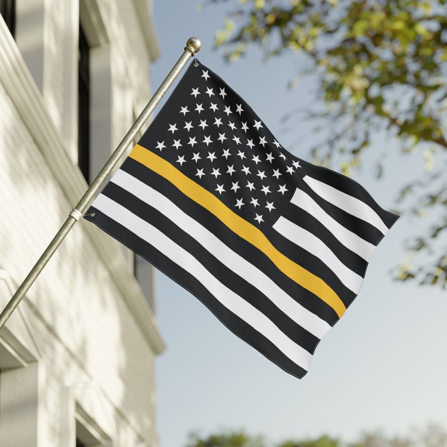 30'' × 40'' USA Thin Gold Line American Flag with Grommets