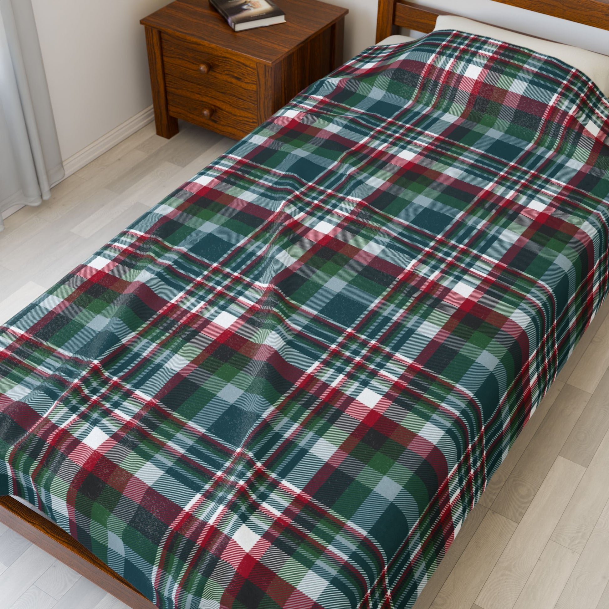 Christmas Kelly Green & Silver Philadelphia PA Plaid Velveteen Plush Blanket