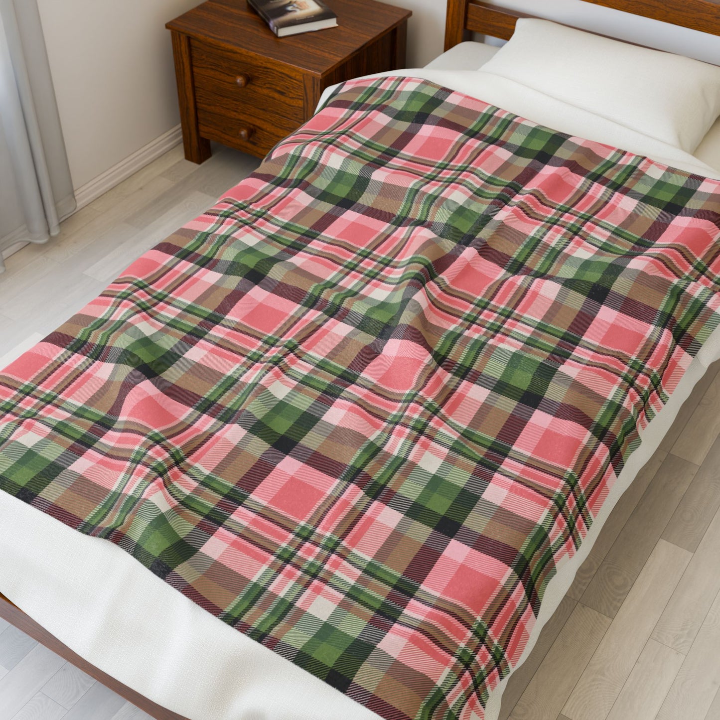 Christmas Pink & Green Plaid Velveteen Plush Blanket